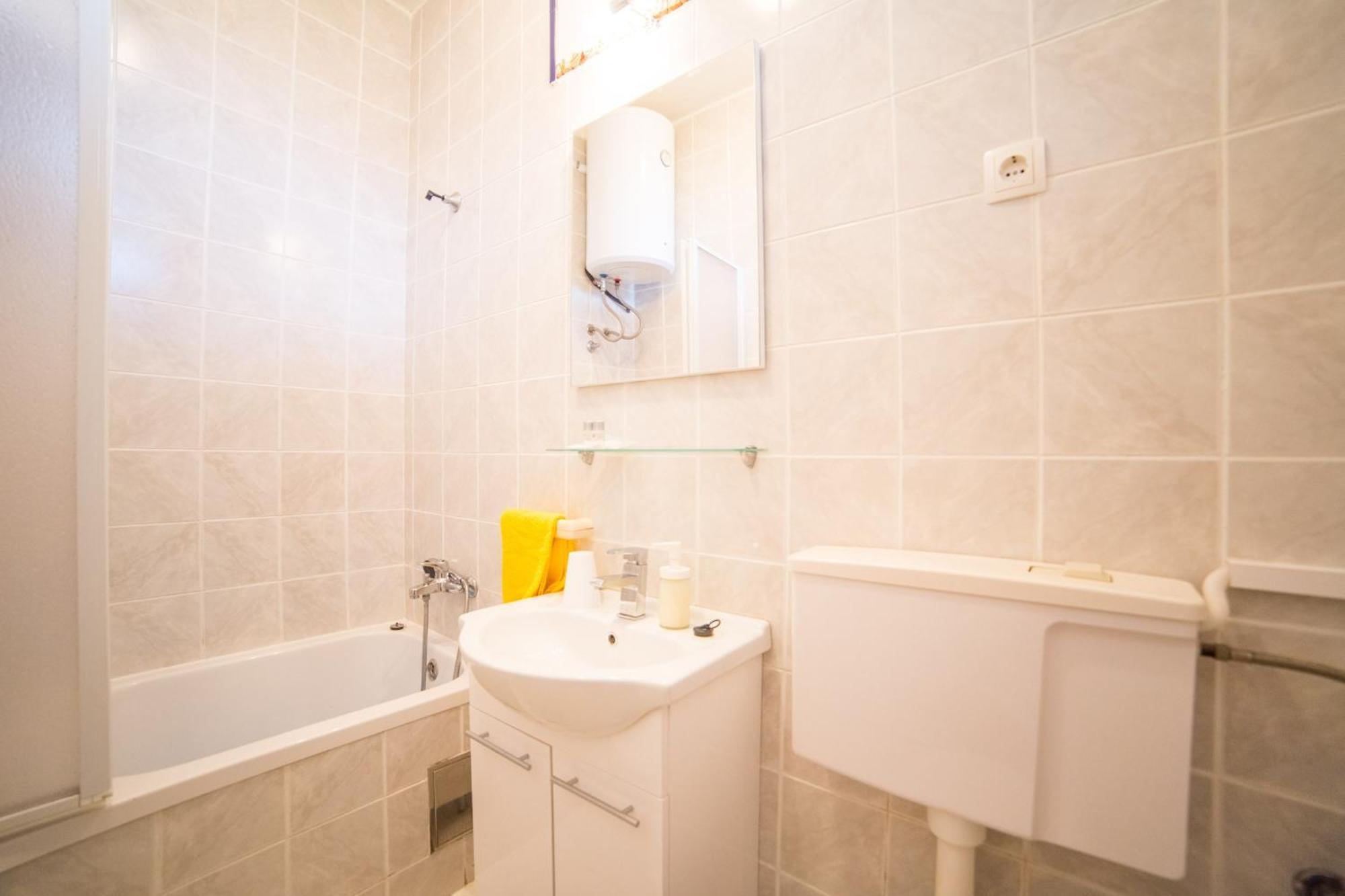 Apartmani Kala Podgora Phòng bức ảnh